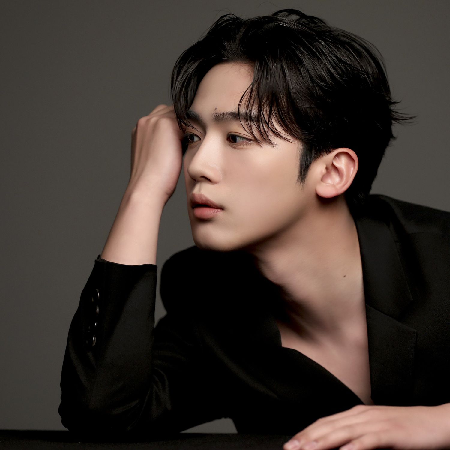 Latest photo of Kim Yohan (WEi)