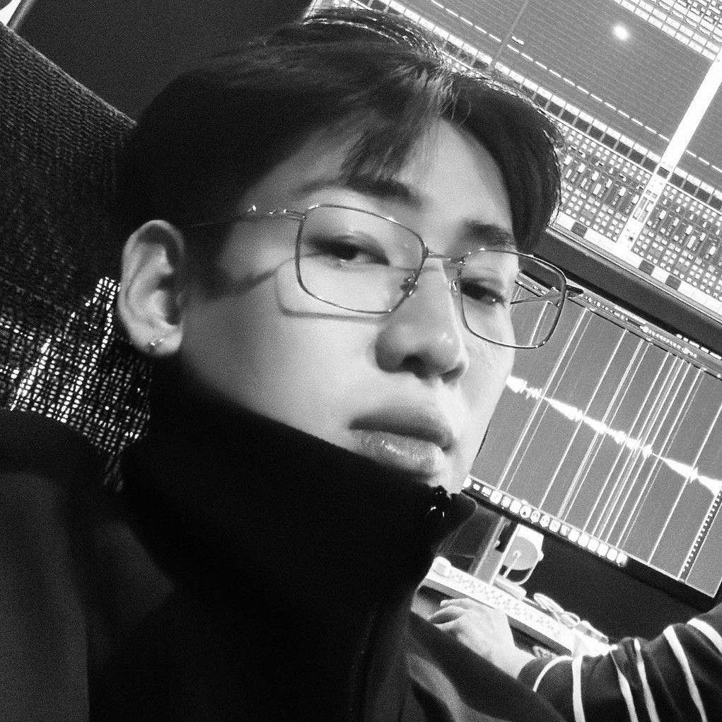 Behind-the-scenes cut of Bambam (GOT7)