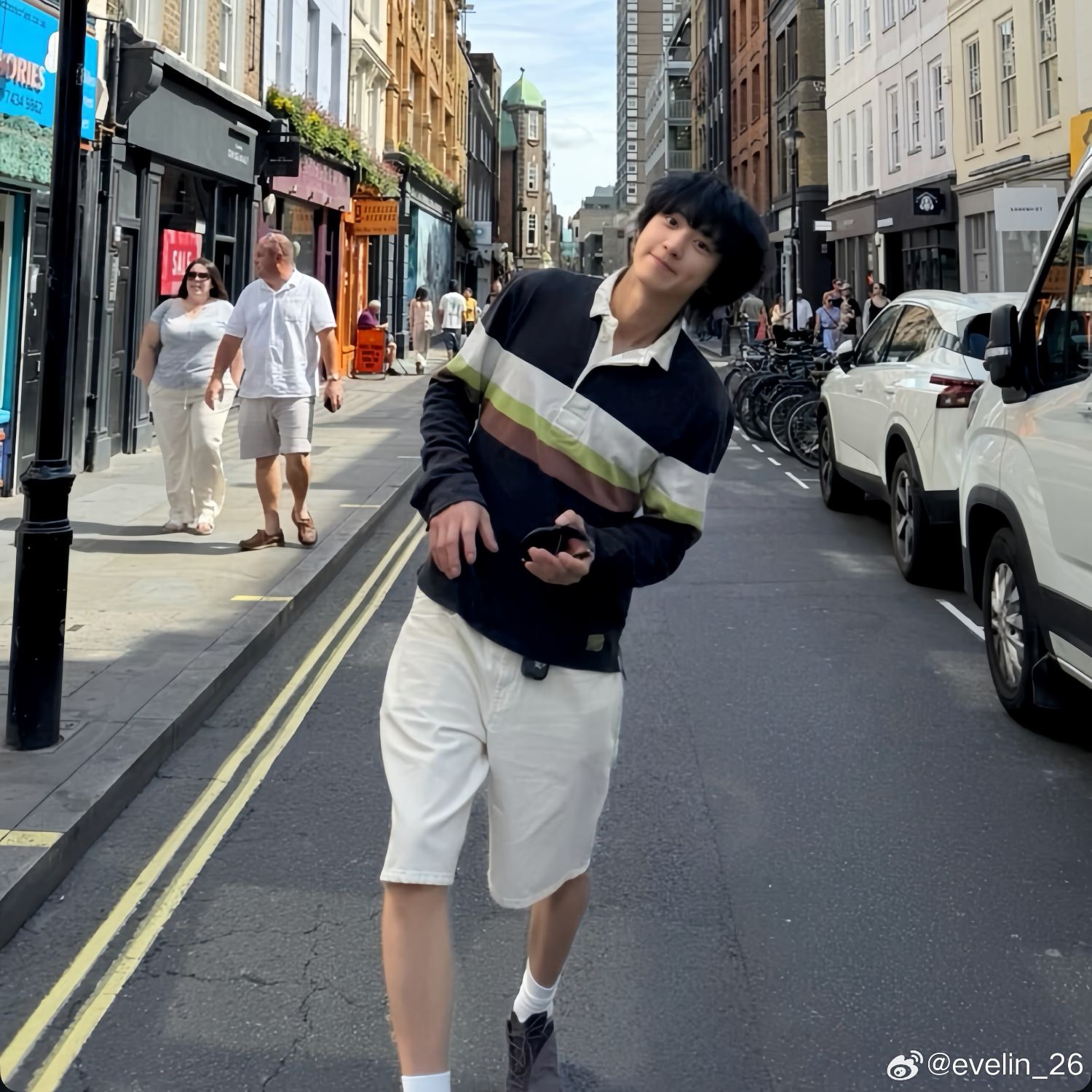 Latest photo of Chanyeol (EXO)