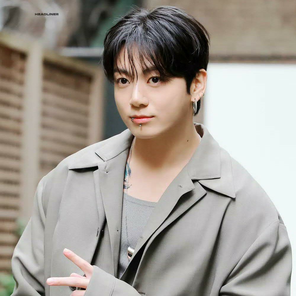 Latest photo of Jungkook (BTS)