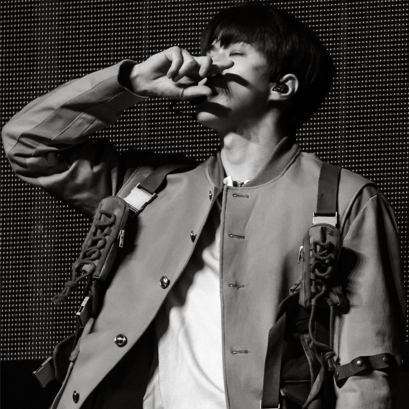 세훈 (EXO)의 비하인드 컷