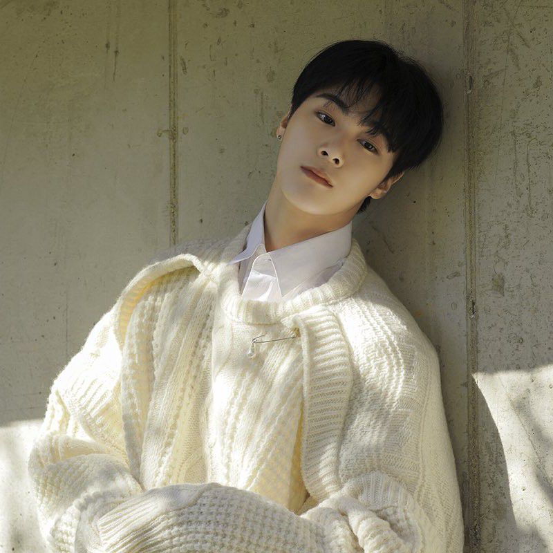 Recent activity shot of Moonbin (ASTRO)