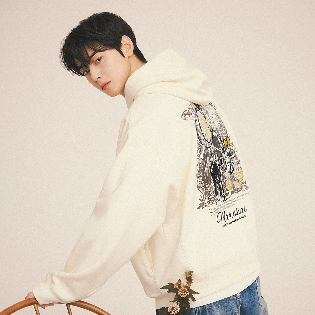 A moment captured by Eunwoo (ASTRO)'s fan