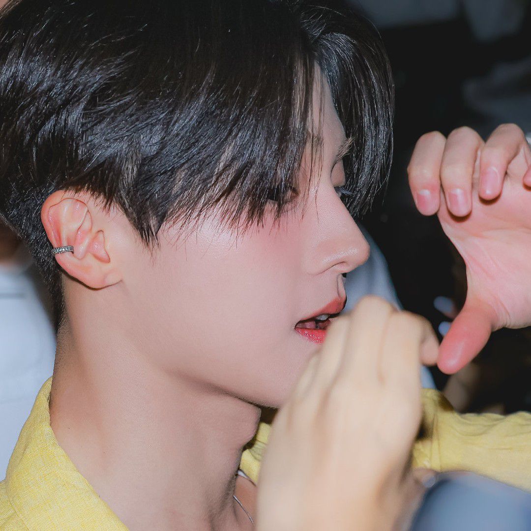 A moment captured by Lee Sangwon's fan