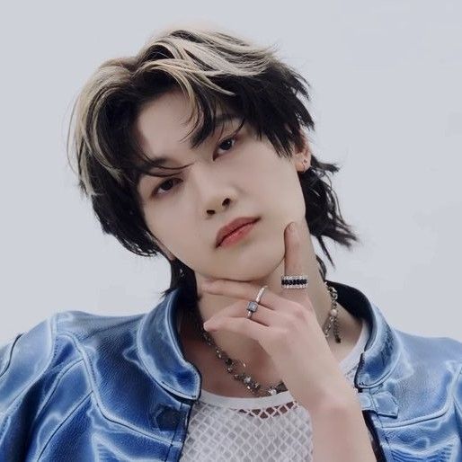 Recent activity shot of Seok Matthew (ZEROBASEONE)