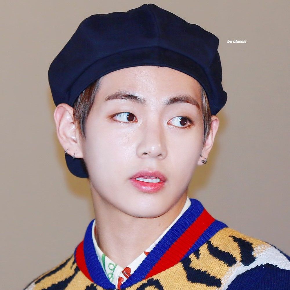 뷔 (방탄소년단)의 비하인드 컷