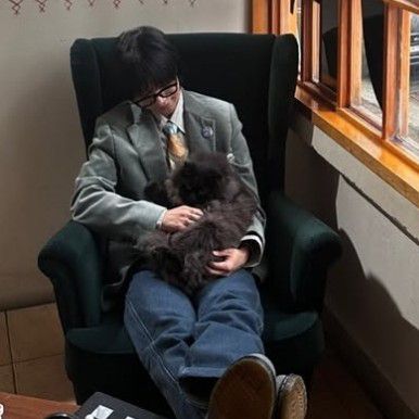 Behind-the-scenes cut of Yesung (Super Junior)