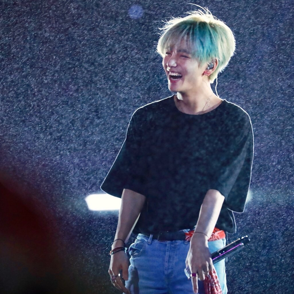 Recent activity shot of V (BTS)