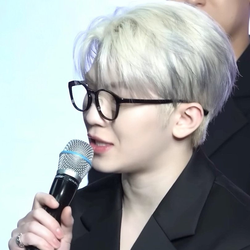 Latest photo of Woozi (SEVENTEEN)