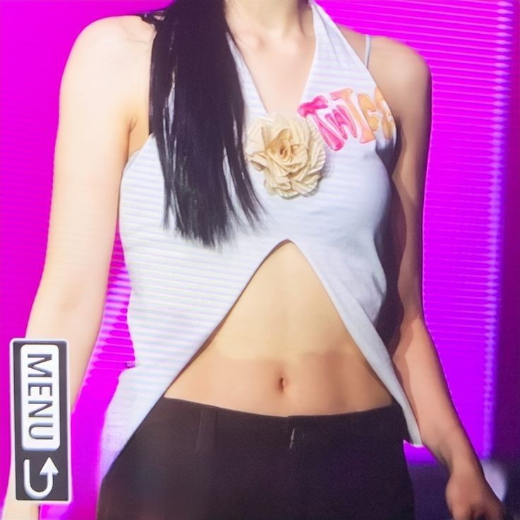 Behind-the-scenes cut of Mina (TWICE)