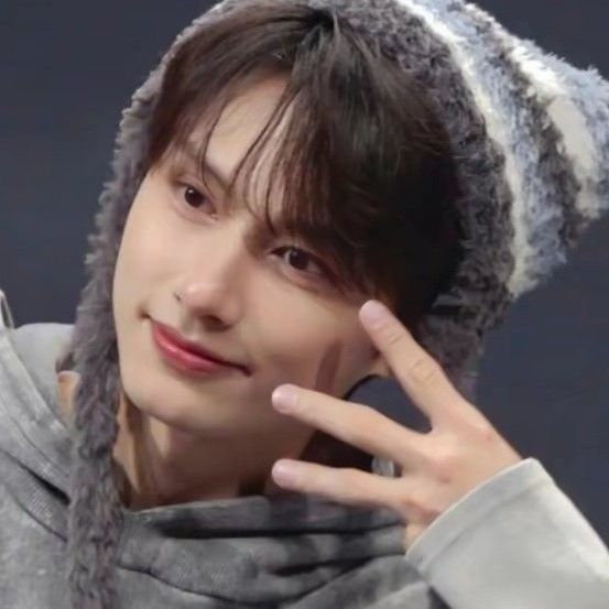 Behind-the-scenes cut of Jun (SEVENTEEN)