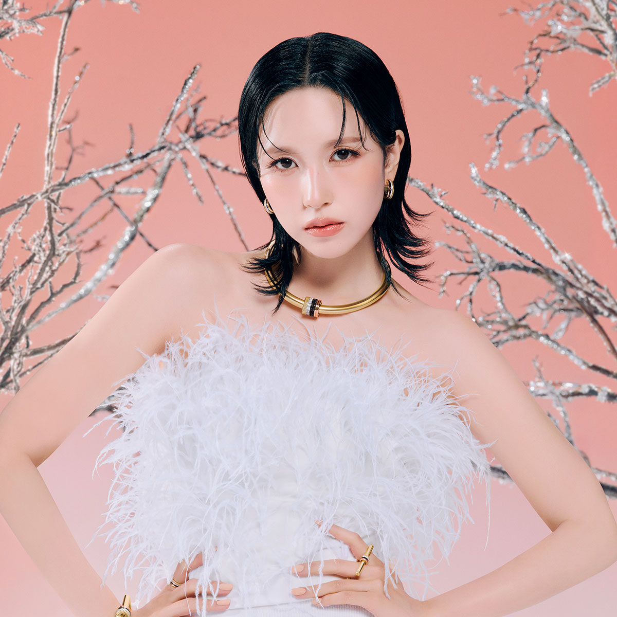 Recent activity shot of Mina (TWICE)