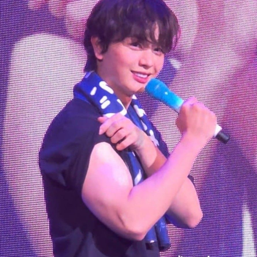 육성재 (비투비)의 비하인드 컷