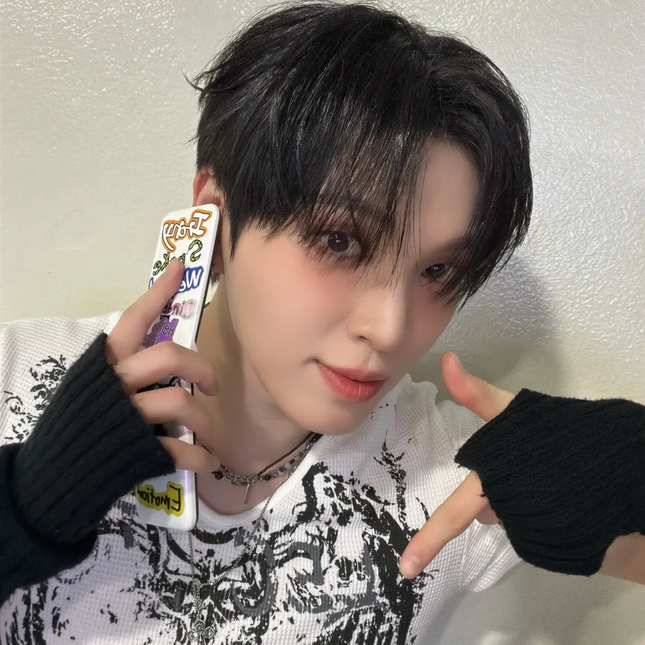 Behind-the-scenes cut of HEECHAN (DKB)