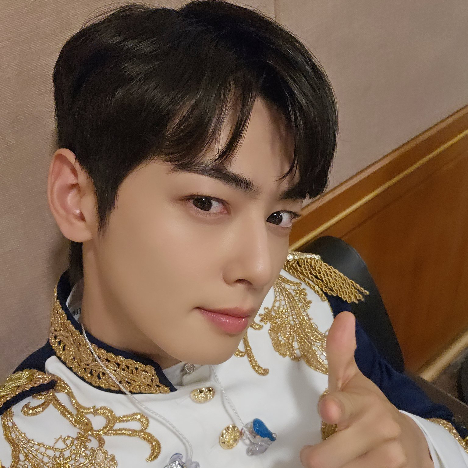 Behind-the-scenes cut of Eunwoo (ASTRO)
