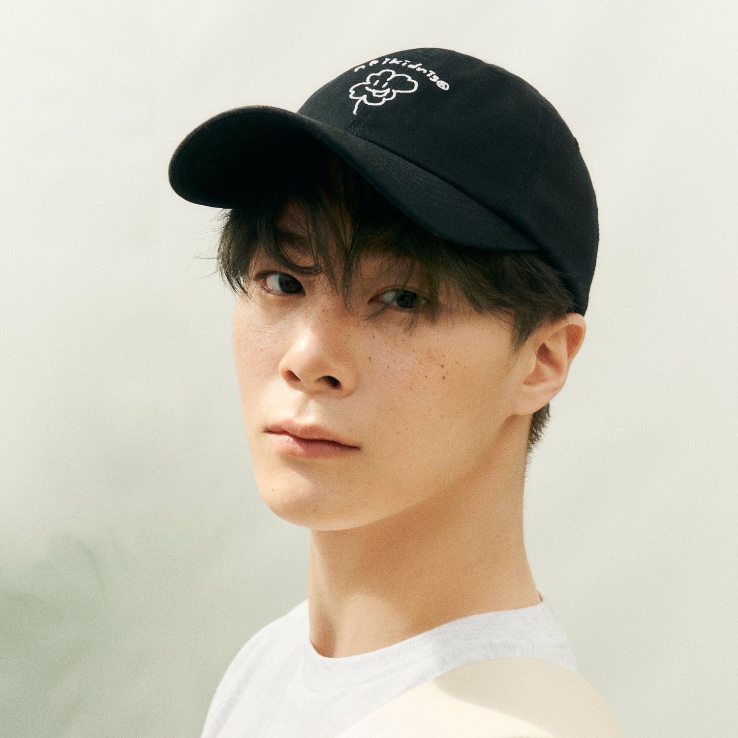 Latest photo of Moonbin (ASTRO)