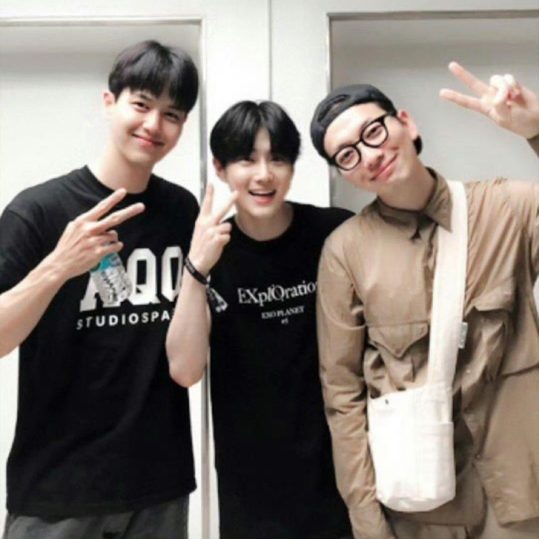 Suho (EXO)粉絲拍下的瞬間