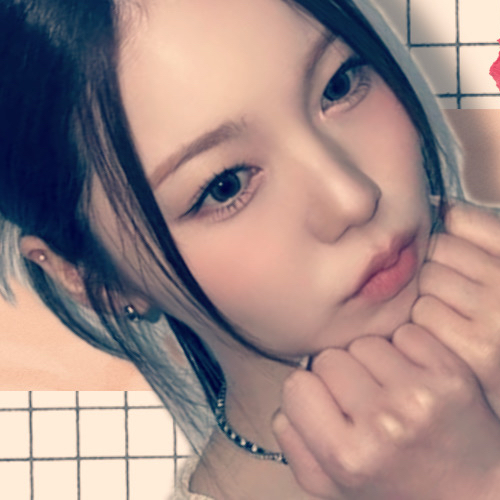 Behind-the-scenes cut of Ayaka (NiziU)