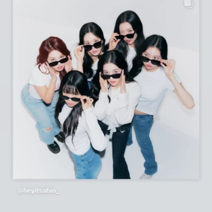 Recent activity shot of MOMOLAND