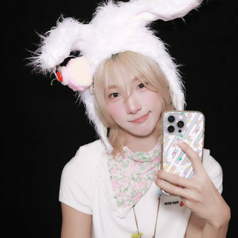 Behind-the-scenes cut of NexT1DE