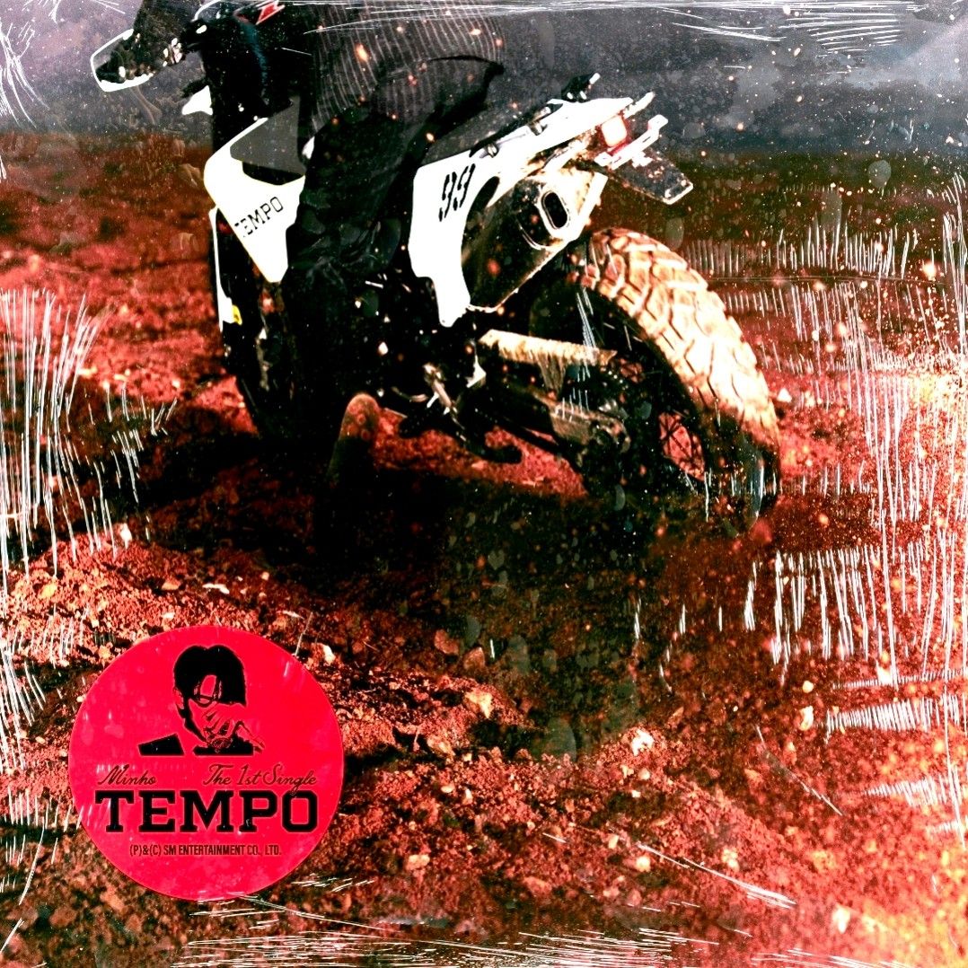 Behind-the-scenes cut of Minho (SHINee)