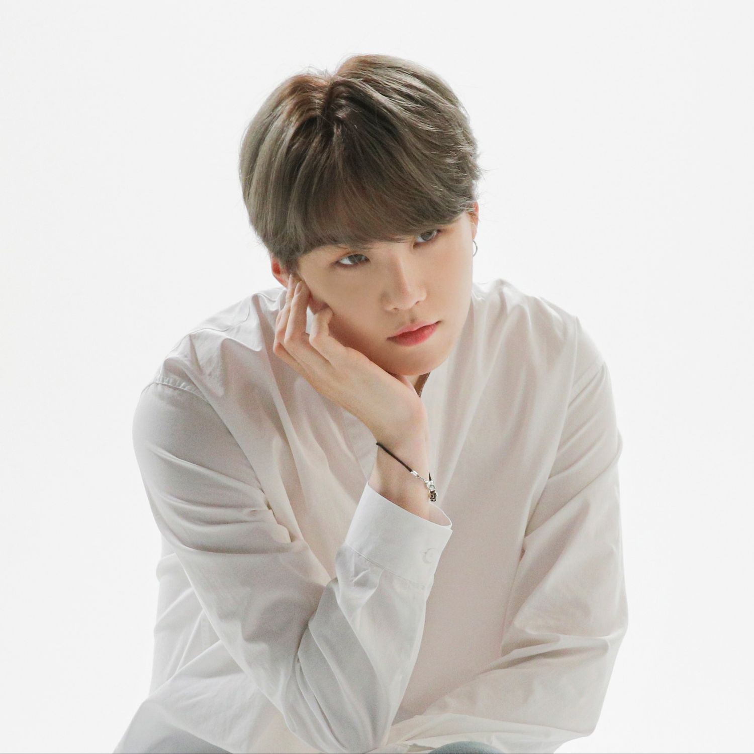 Foto terbaru SUGA (BTS)