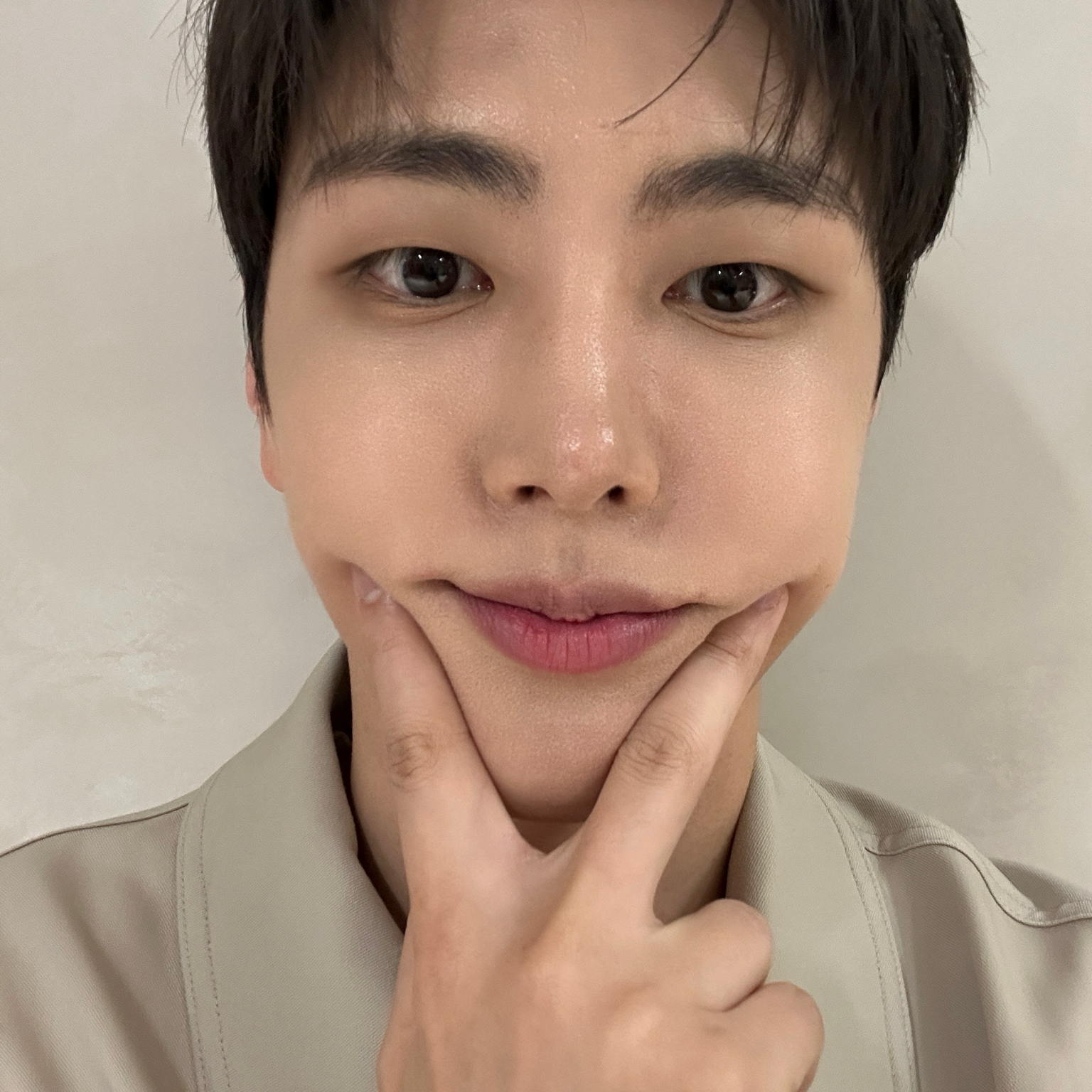 Latest photo of Jaeyoon (SF9)