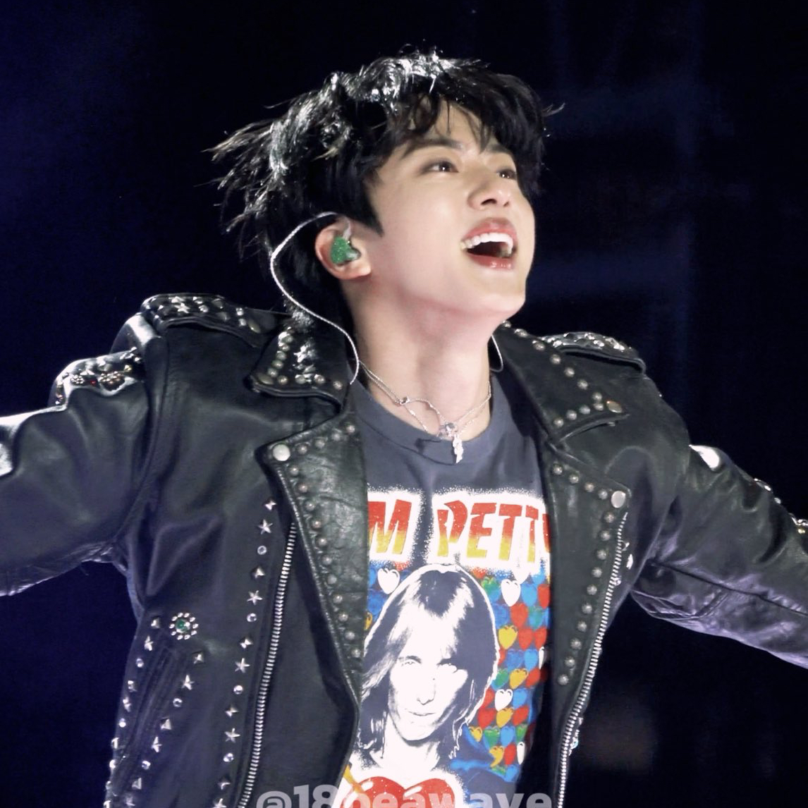 진 (방탄소년단) 최근 활동샷