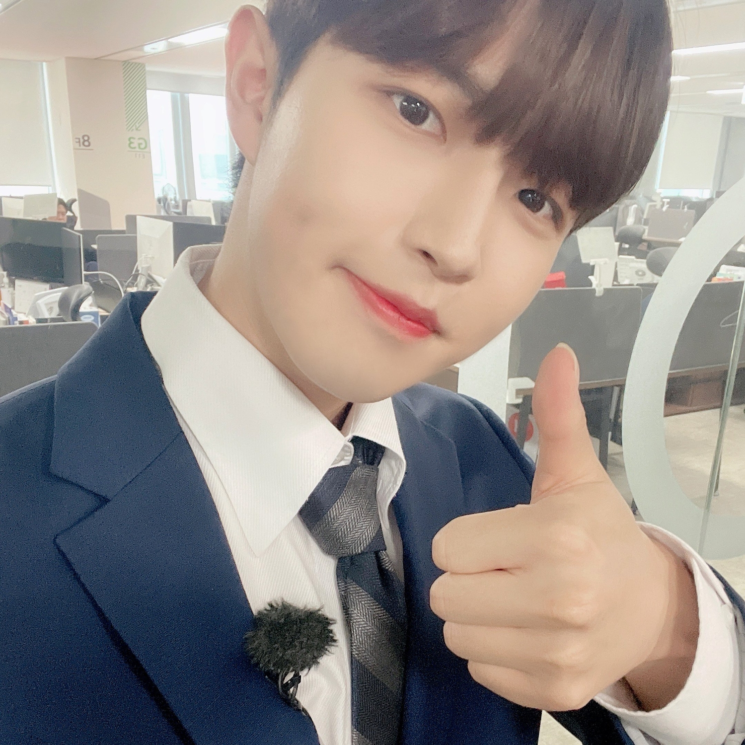 Potret di balik layar Kim Jaehwan