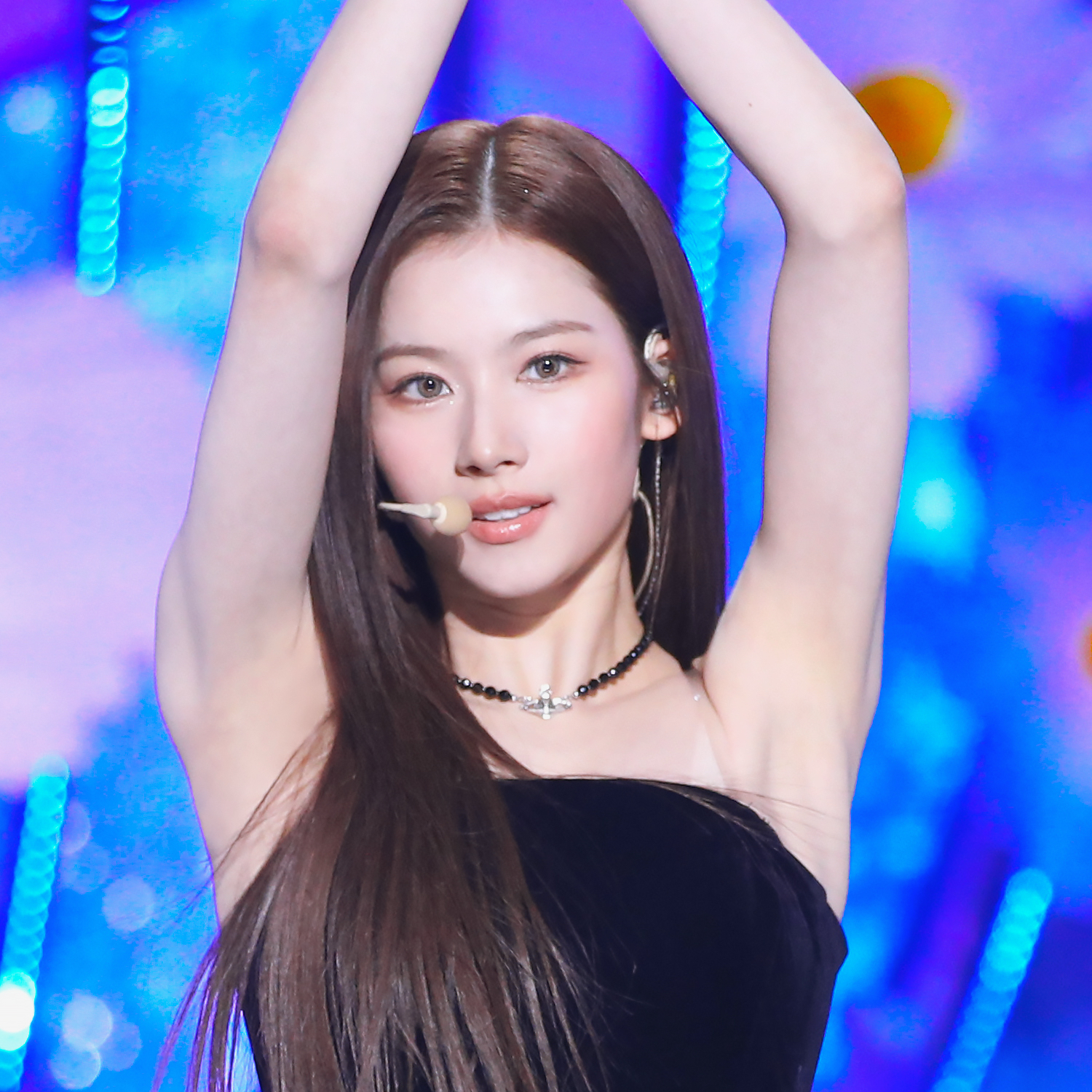 Sana (TWICE)的最新活動照片