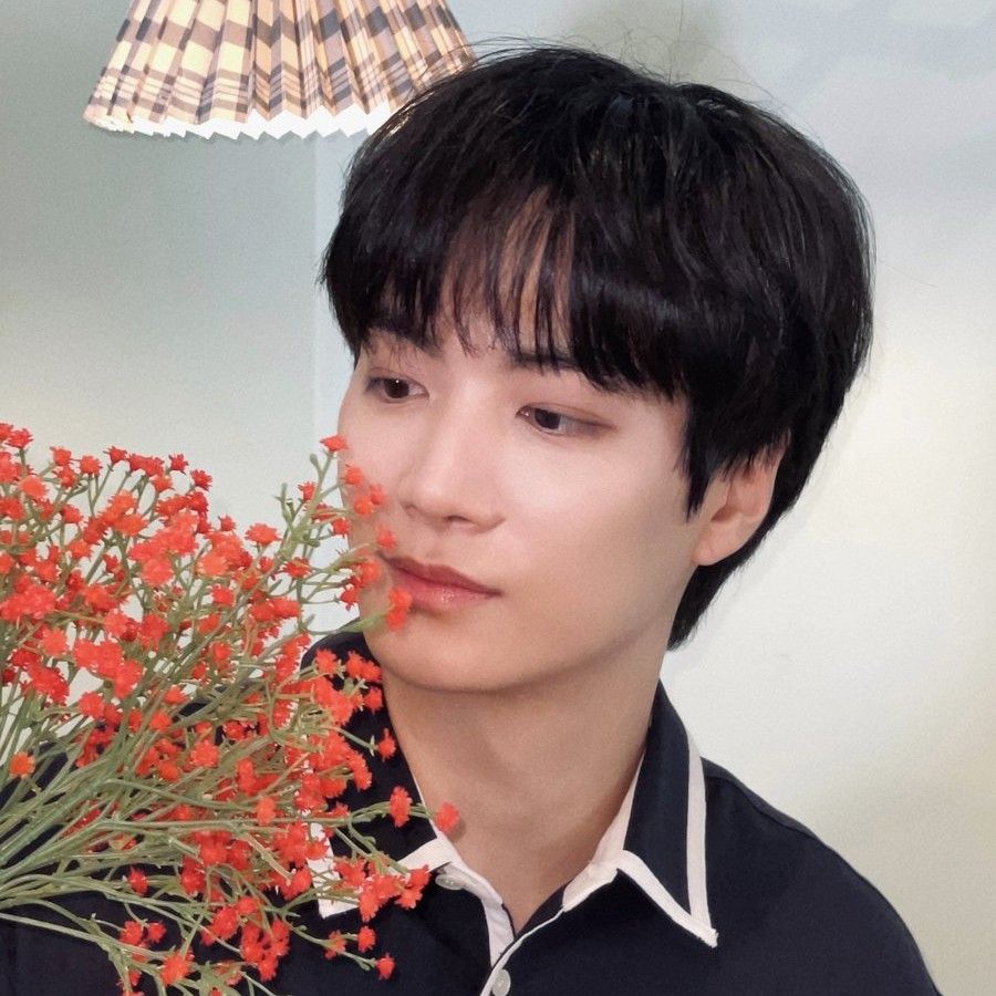 Momen yang diabadikan oleh penggemar Kim Jonghyeon