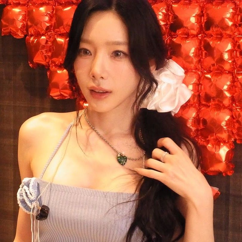 Latest photo of Taeyeon (Girls' Generation)