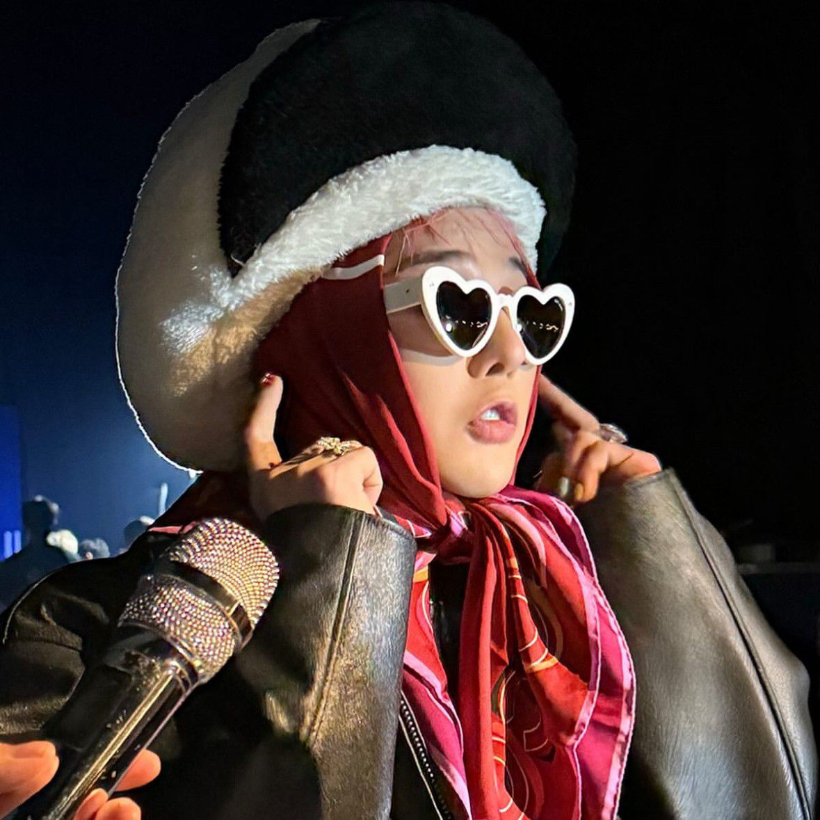 Momen yang diabadikan oleh penggemar G-DRAGON (BIGBANG)