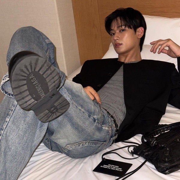 Popular profile image of Juyeon (THE BOYZ) selected by votes