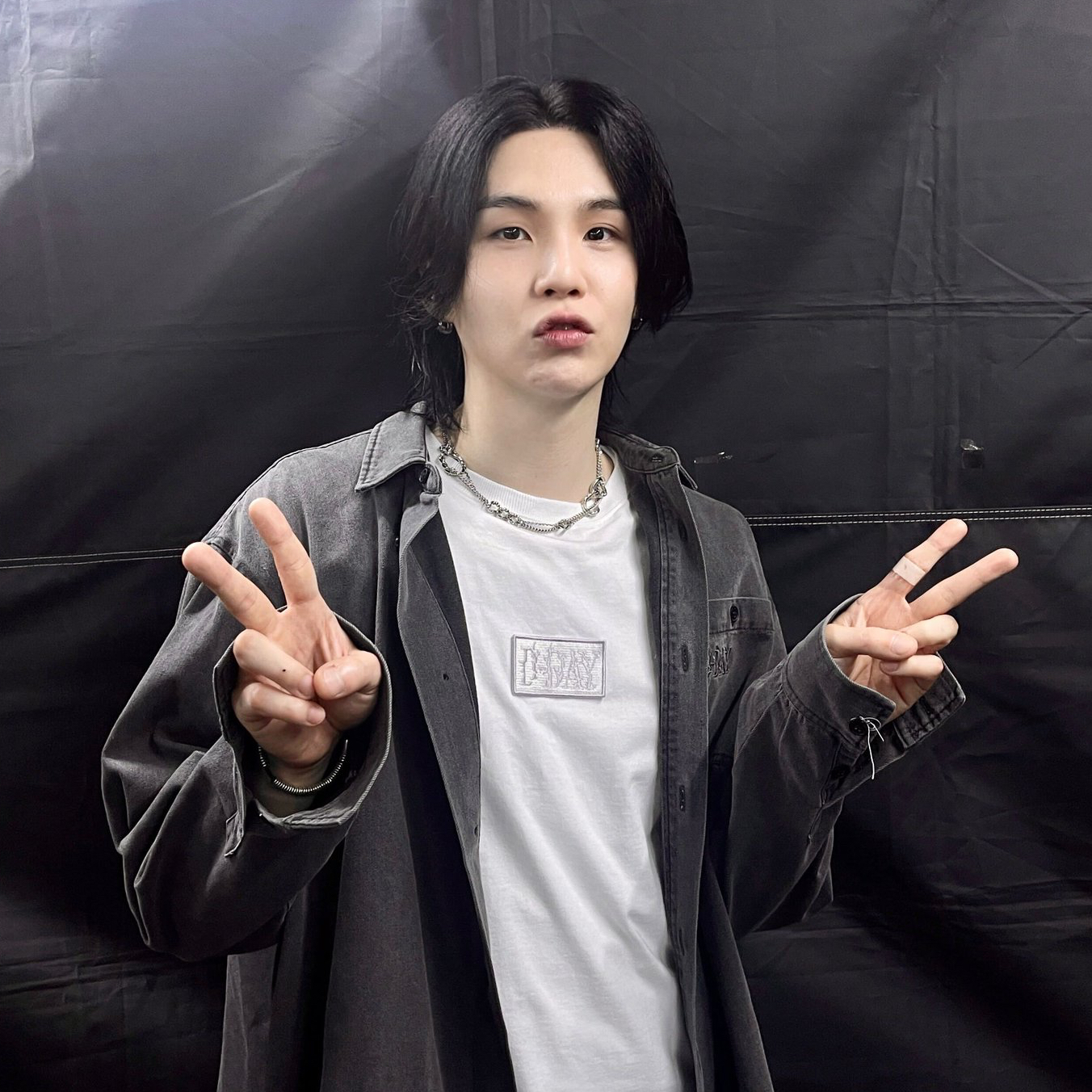 SUGA (防弹少年团)的最新活动照片