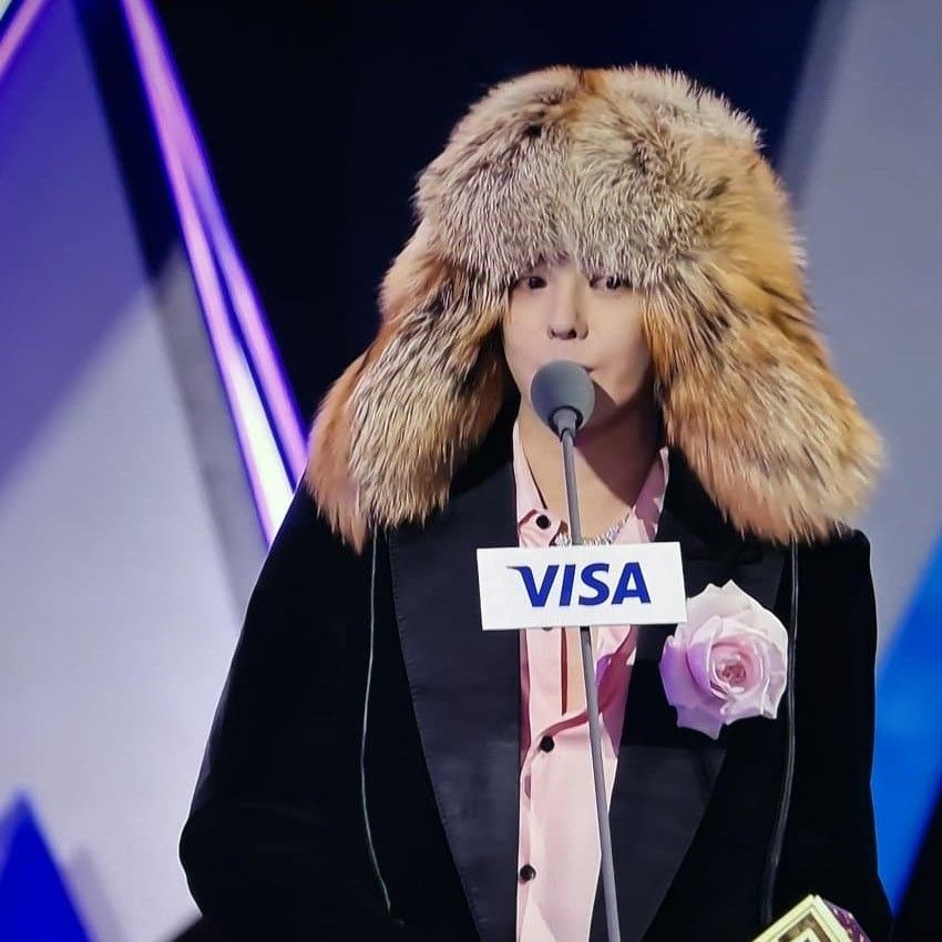 A moment captured by G-DRAGON (BIGBANG)'s fan