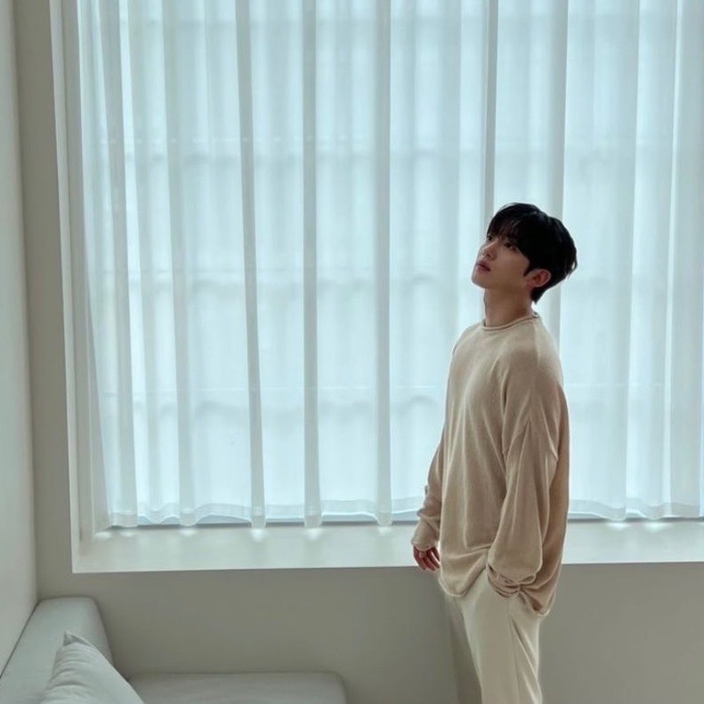 Latest photo of Kim Yohan (WEi)