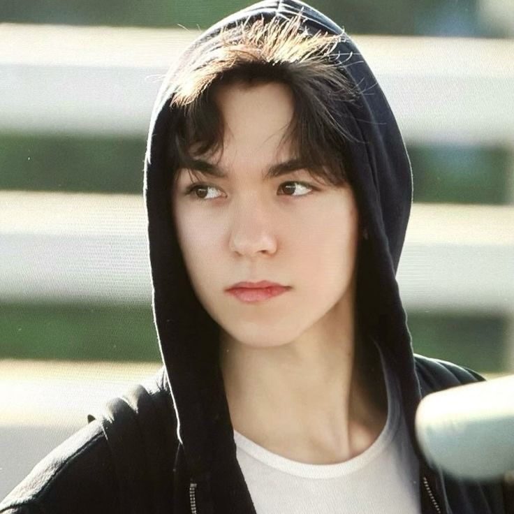 Vernon (SEVENTEEN)的最新活动照片