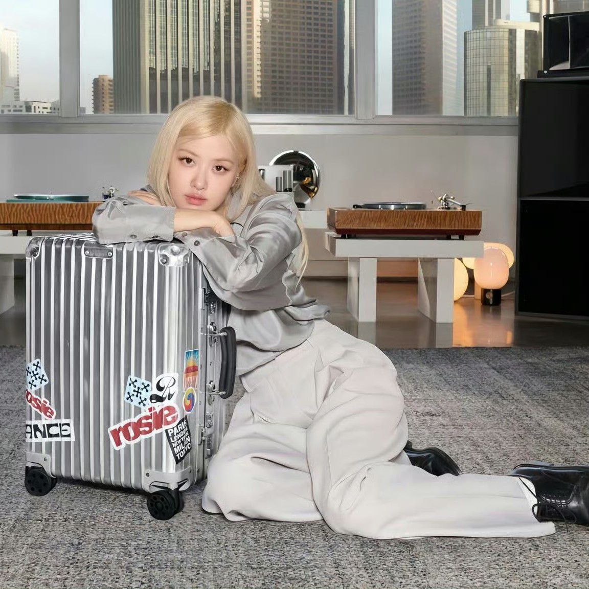 로제 (BLACKPINK)의 비하인드 컷