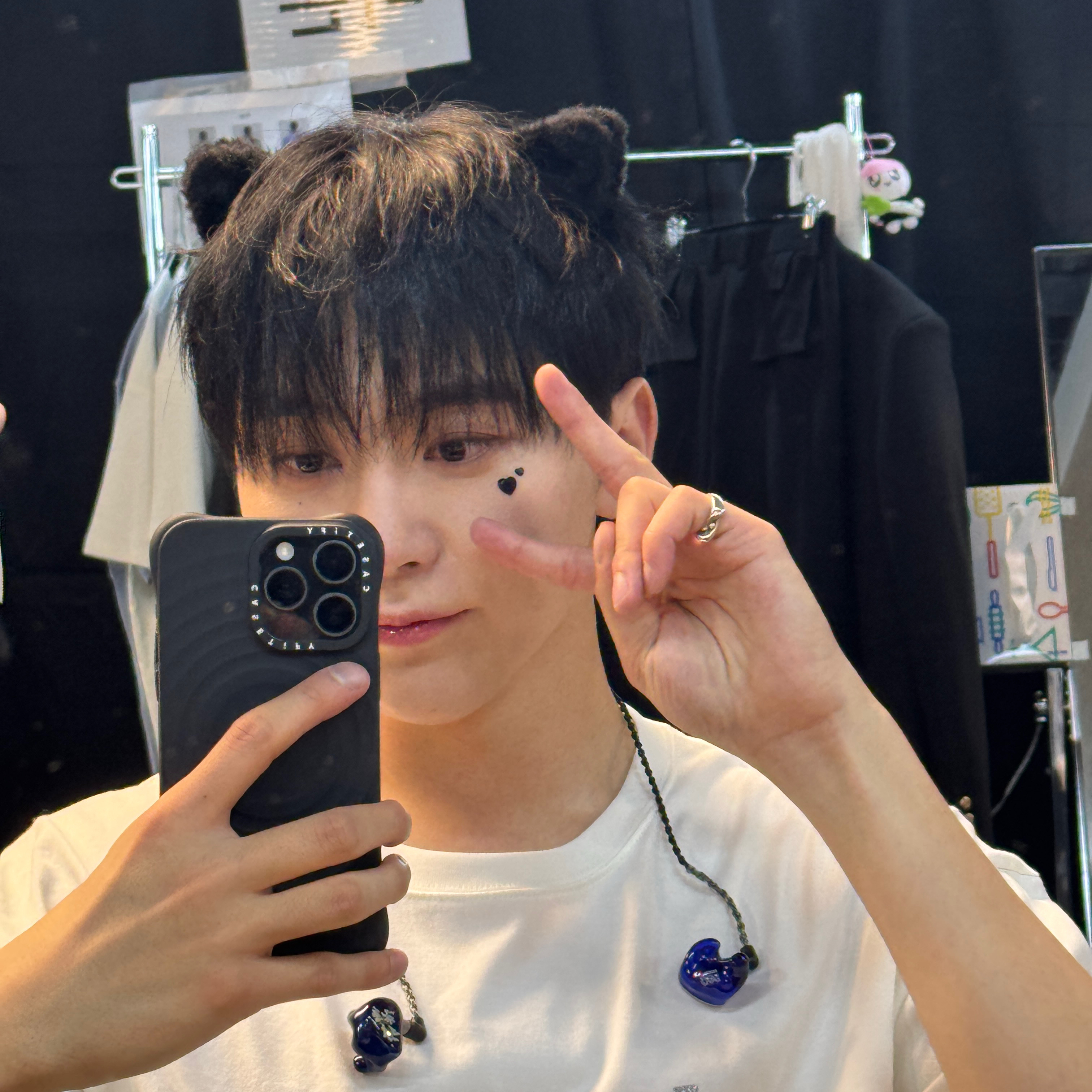 Recent activity shot of Seungkwan (SEVENTEEN)