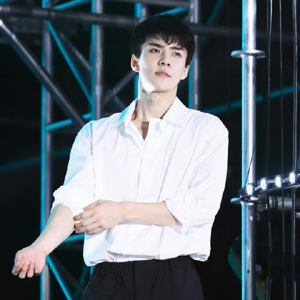 Latest photo of Sehun (EXO)