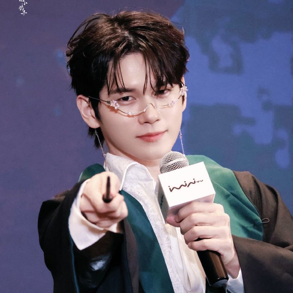 Behind-the-scenes cut of Ong Seongwu