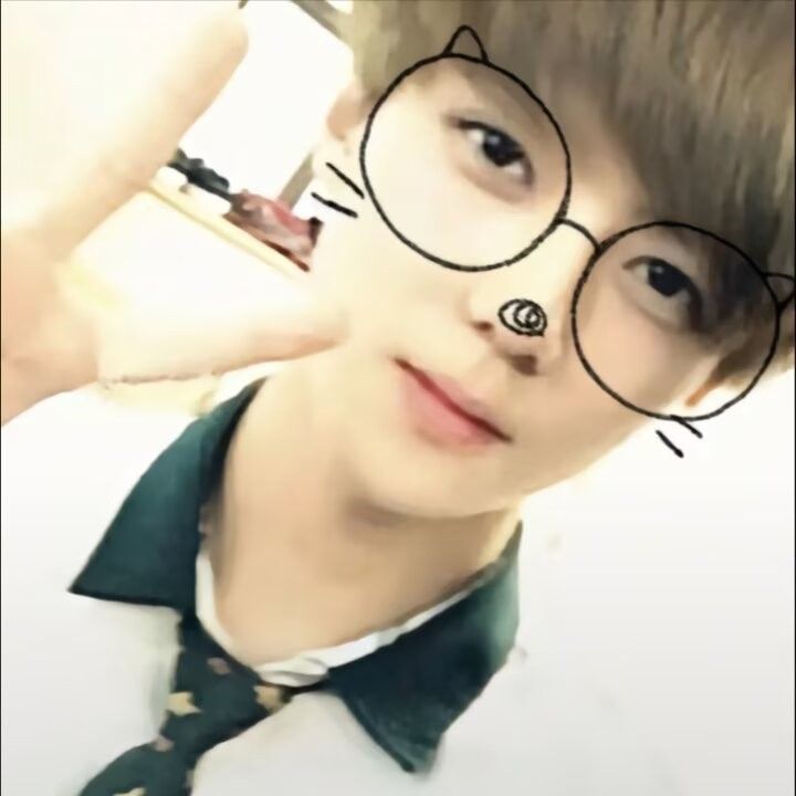 世勳 (EXO)粉絲拍下的瞬間