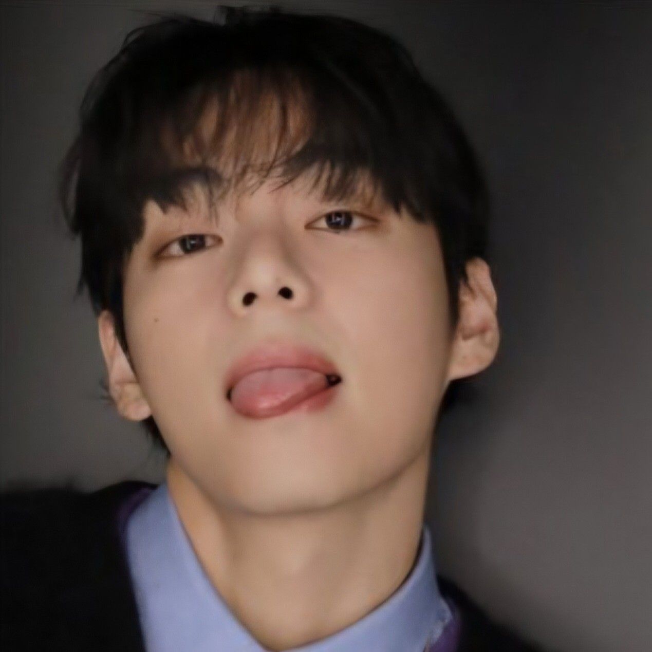 Recent activity shot of V (BTS)