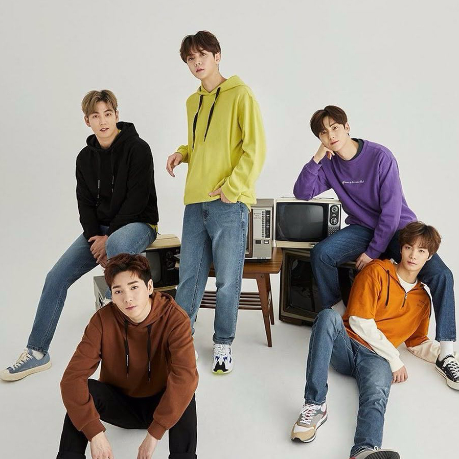 Behind-the-scenes cut of NU'EST