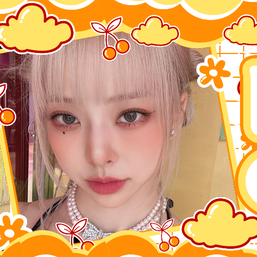 Latest photo of ViVi (Loossemble)
