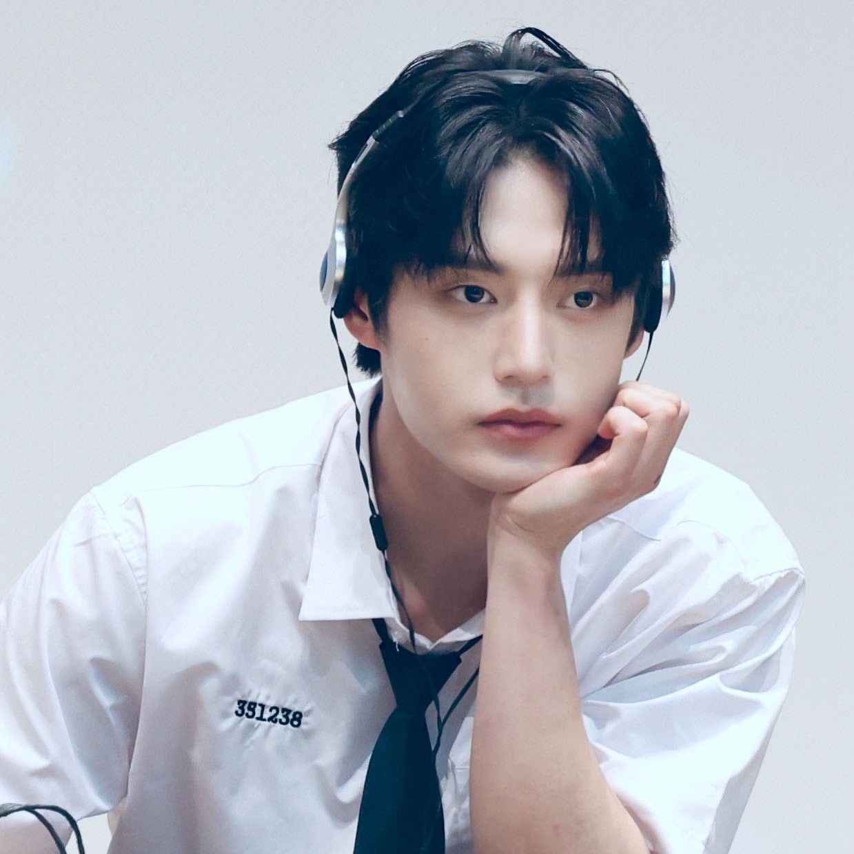 Latest photo of Kim Jiwoong (ZEROBASEONE)