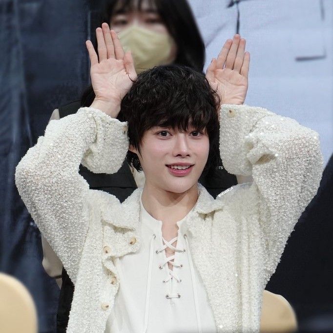 Latest photo of Hanbin (TEMPEST)