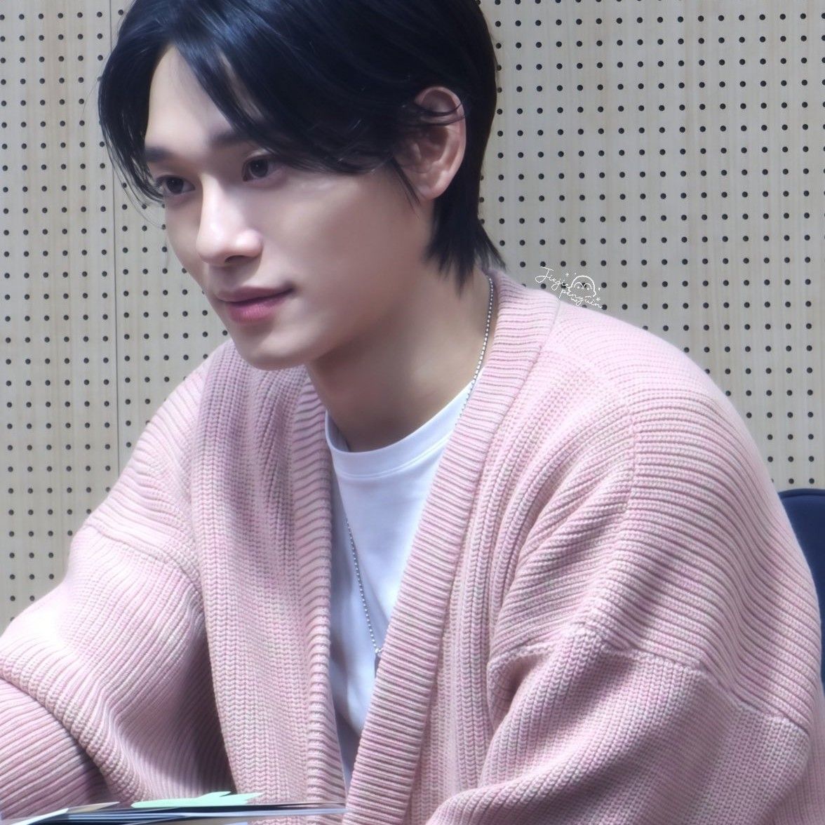 Latest photo of Chen (EXO)