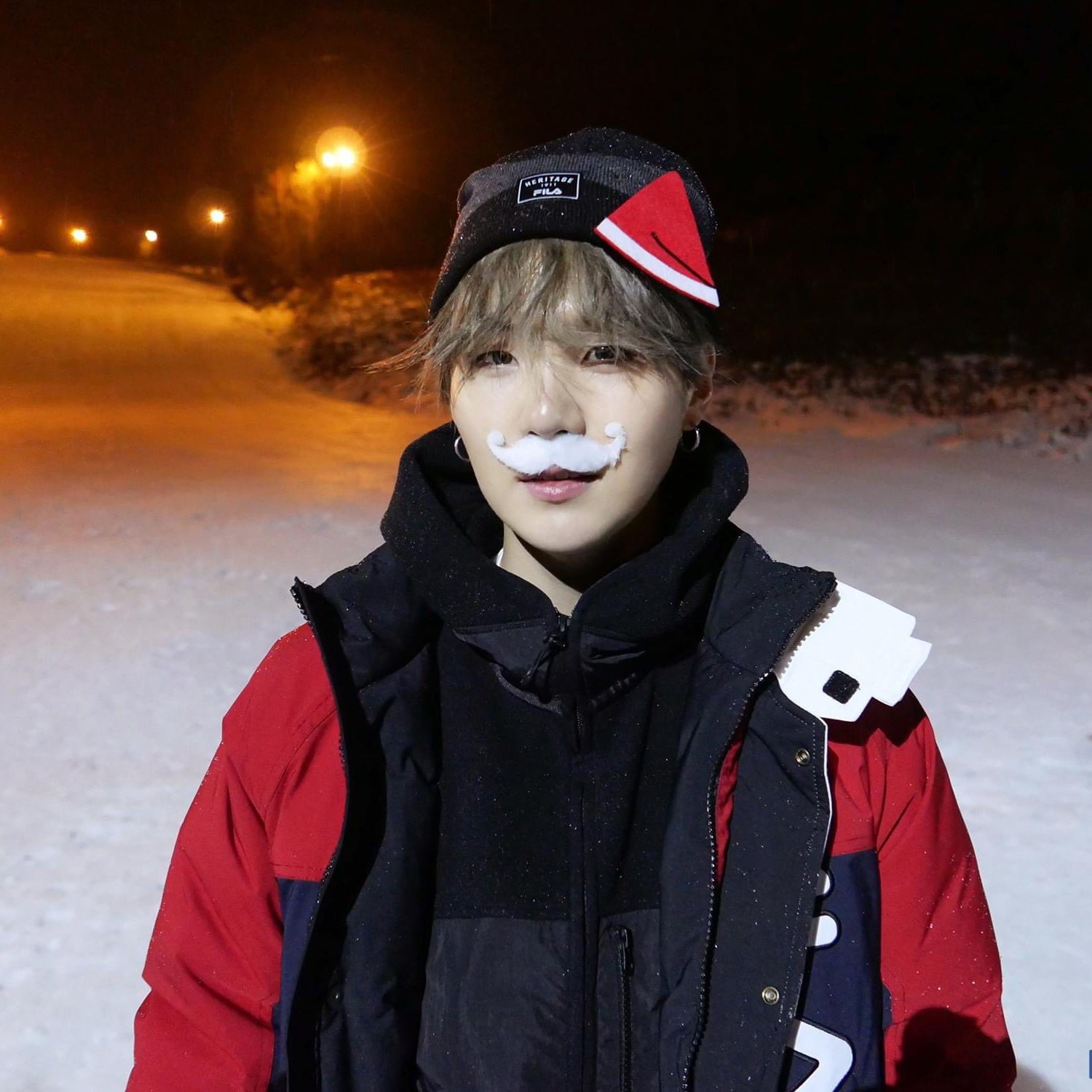 Potret di balik layar SUGA (BTS)